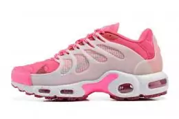 nike air vapormax plus spider femme catch  blanc rose